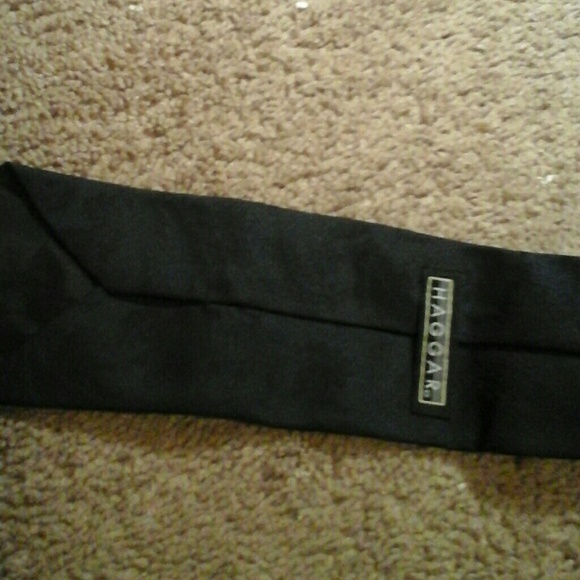Tie - Picture 2 of 3